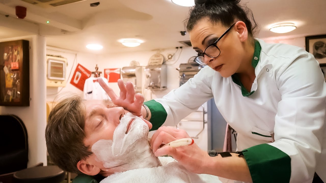 💈 Hot Towel Shave \u0026 Head Massage At Lovingly Restored Historic Waldorf Barbershop | Dublin Ireland