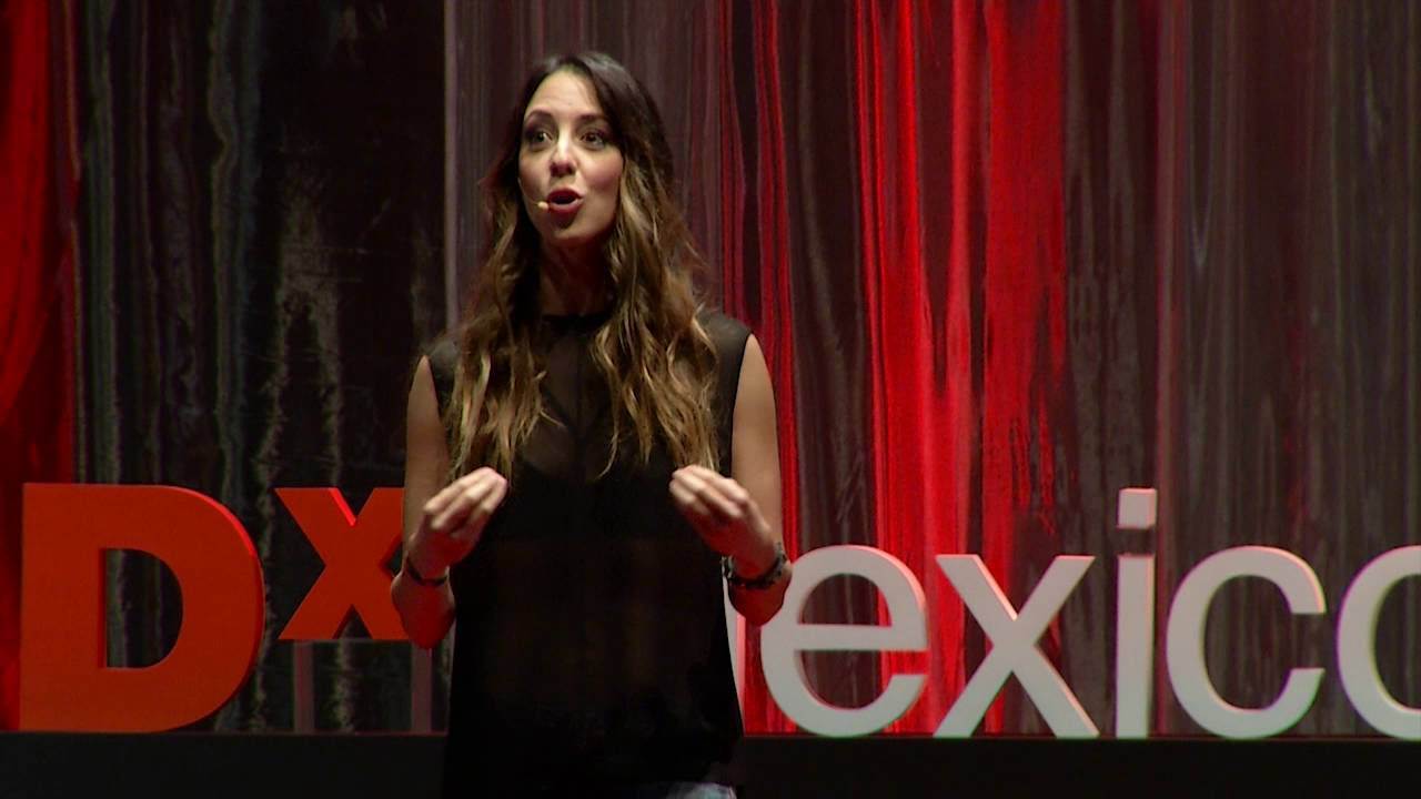 Hay que aprender a echar la hueva | Sofia Niño de Rivera | TEDxMexicoCity