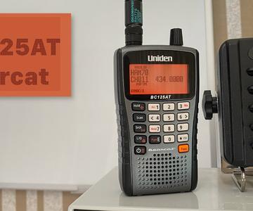 Escáner de radio Uniden BC125AT Bearcat. Gran revisión