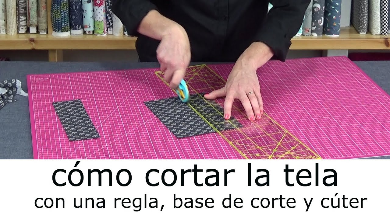 Aprende a cortar bien las telas de patchwork con cutter, regla y base de corte