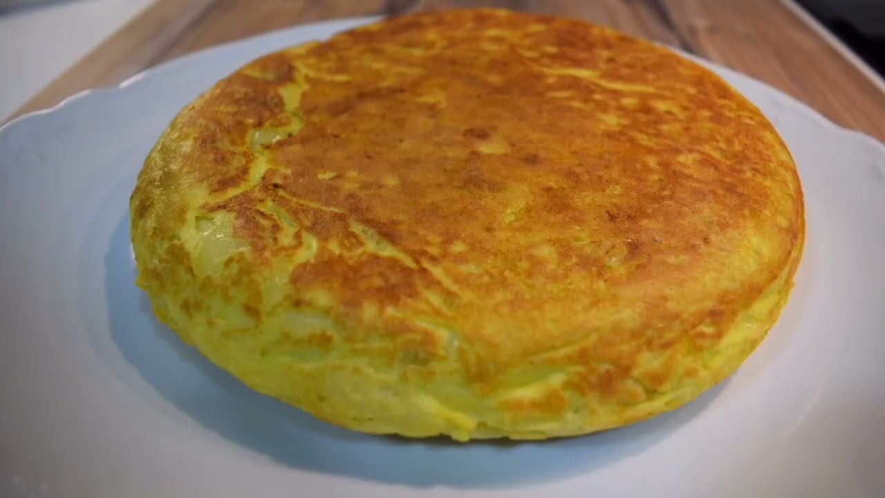 Tortilla de Patatas con Cebolla Española | Auténtica Receta con Trucos Original