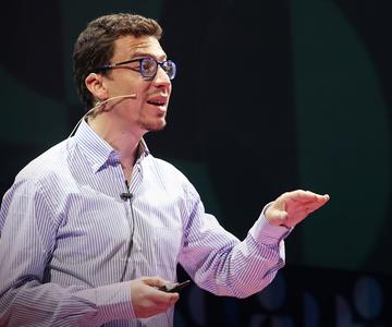 Cómo aprender una lengua y contribuir a la sociedad | Luis von Ahn